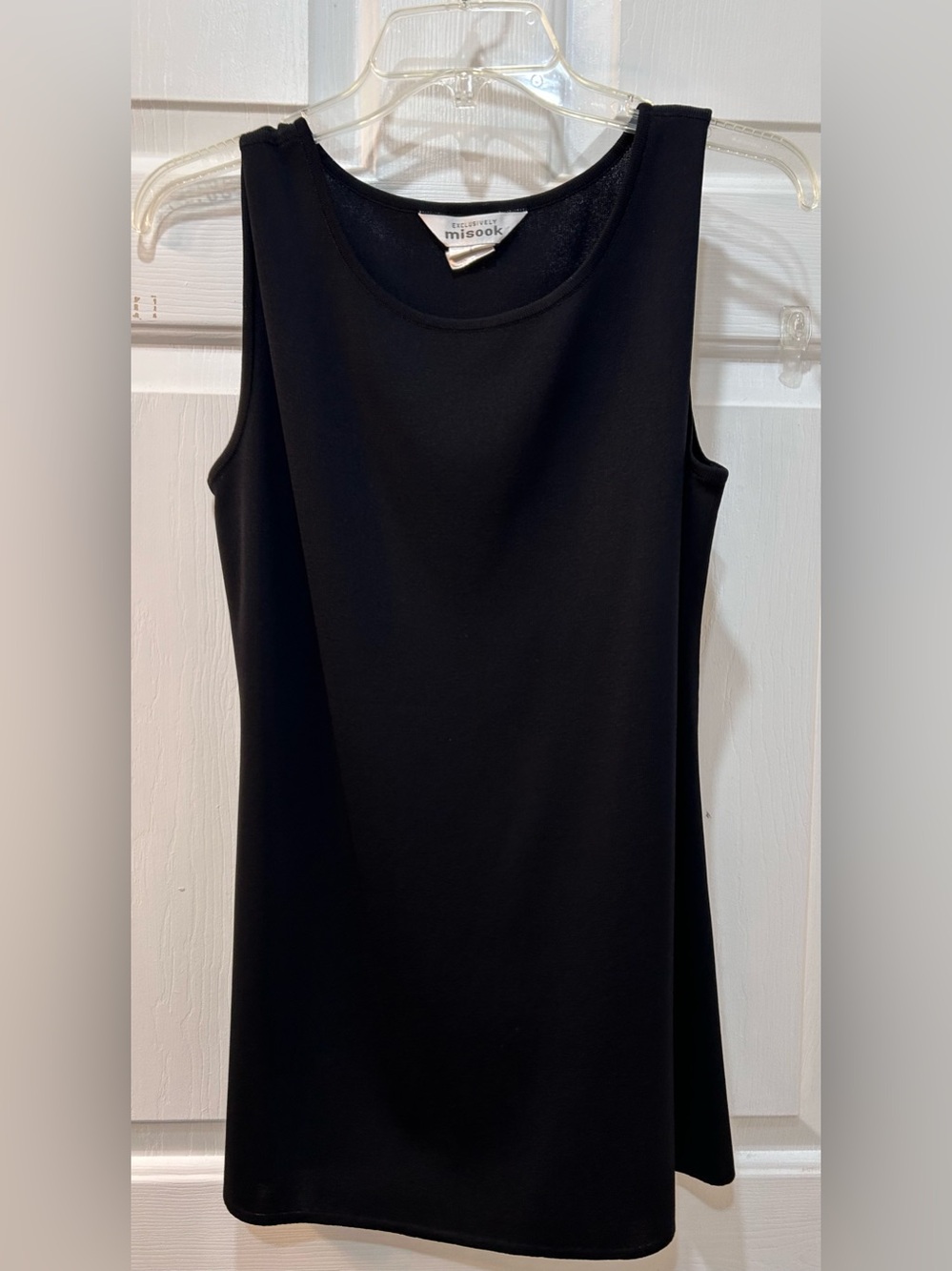 Exclusively Misook Black Acrylic Knit Sleeveless Classic Tank Top Size L Stretch
